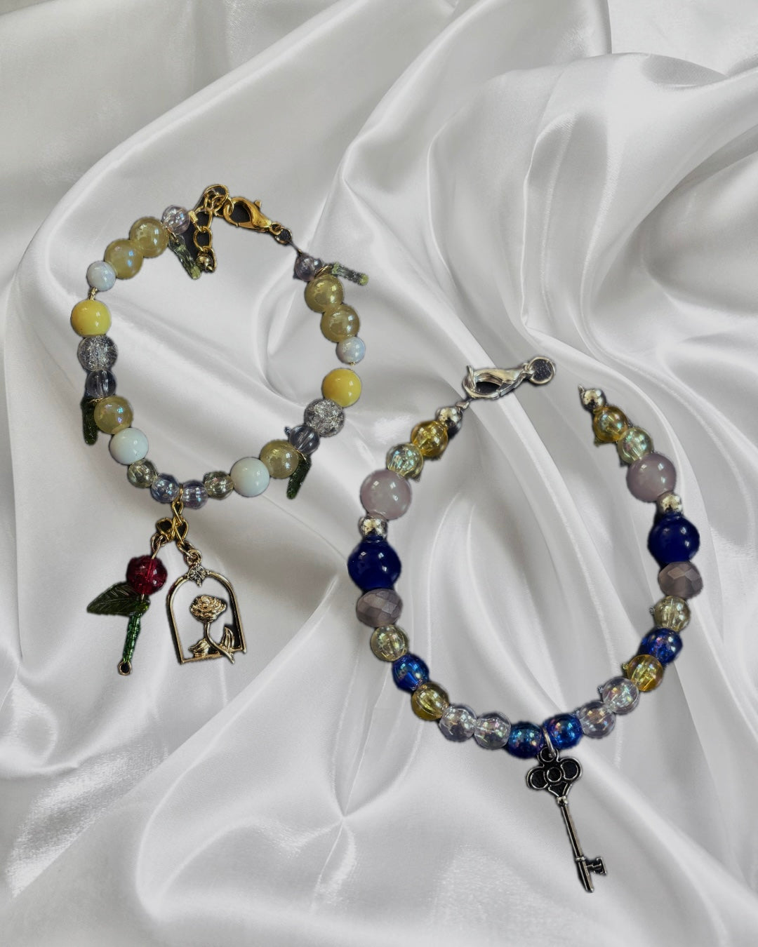 Character themes (clasp and stretchy)